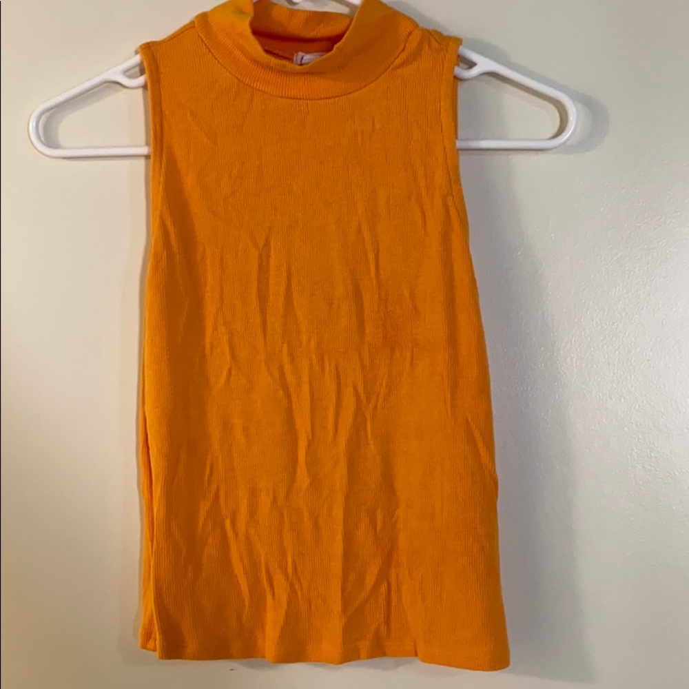 Turtle neck tank top